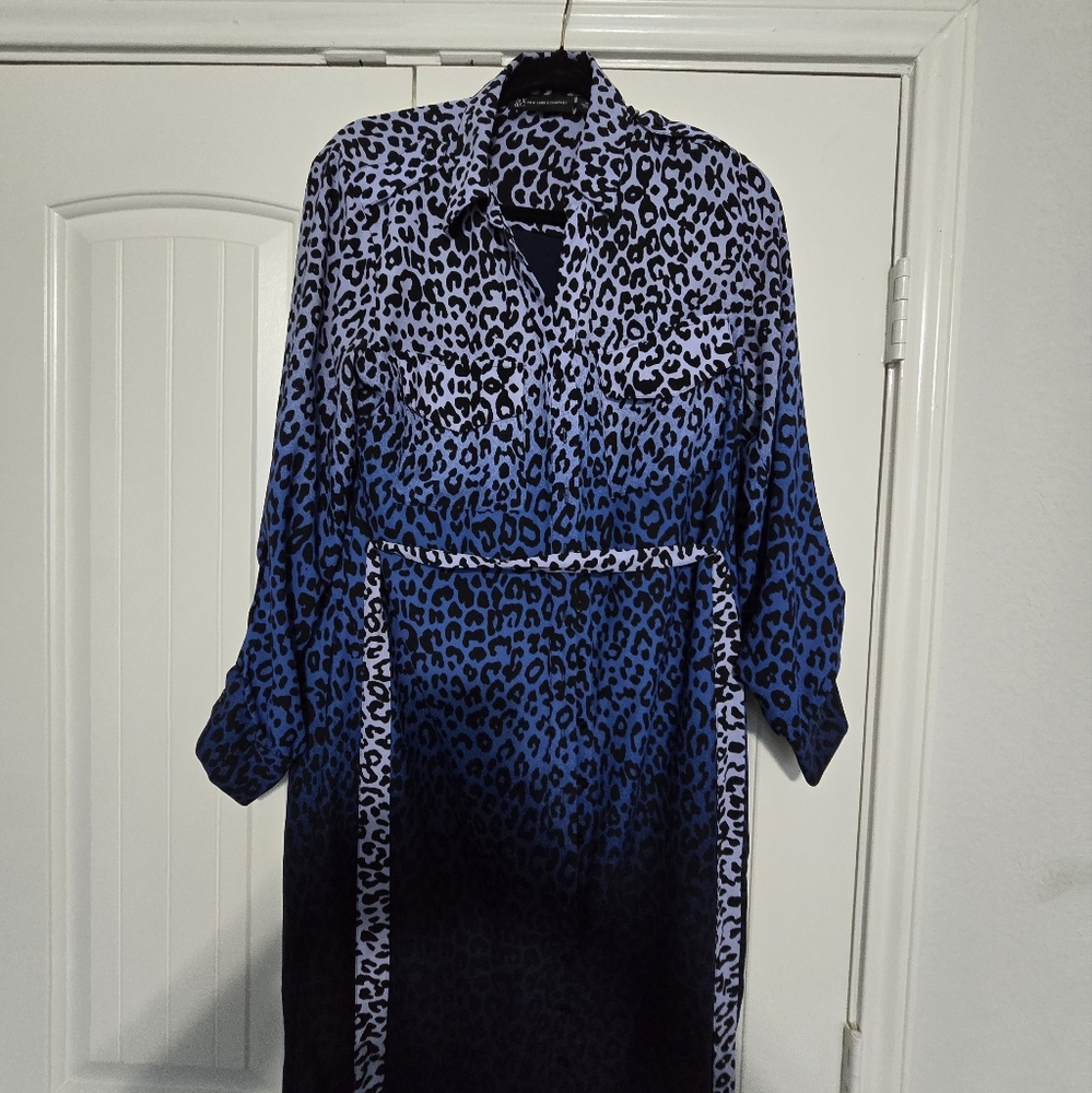 Dress - Picture 2 of 3